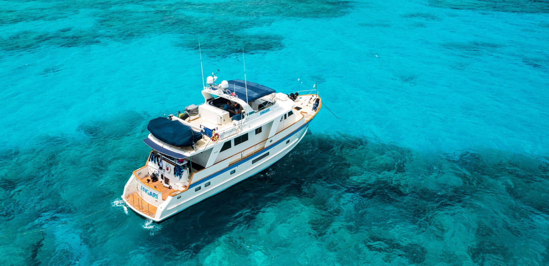 RV ANGARI In The Bahamas_drone By Will Greene