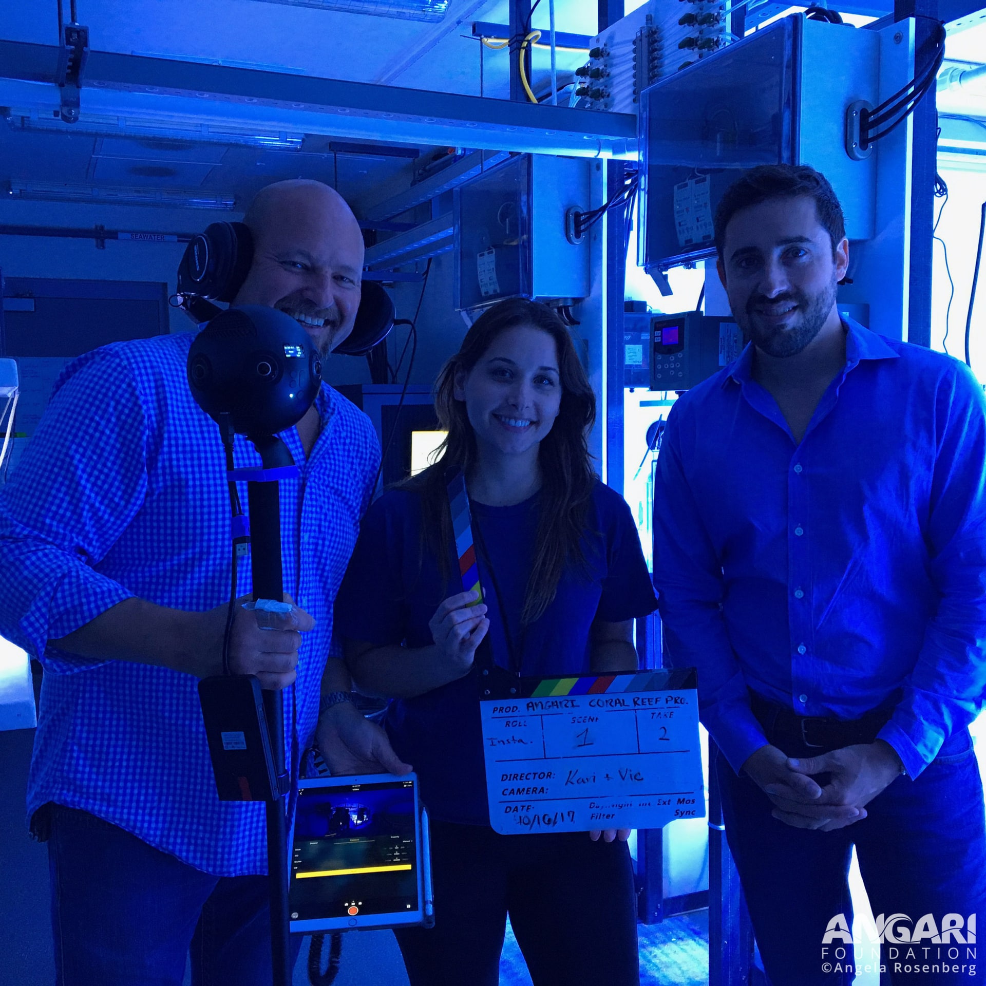 ANGARI 360 VR film team visiting the Experimental Reef Laboratory. PC: Angela Rosenberg