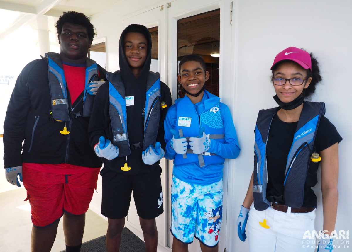 EXP 58: Students from Roosevelt Community Middle School joined us for a day of marine science research in Lake Worth Lagoon. PC: Amanda Waite